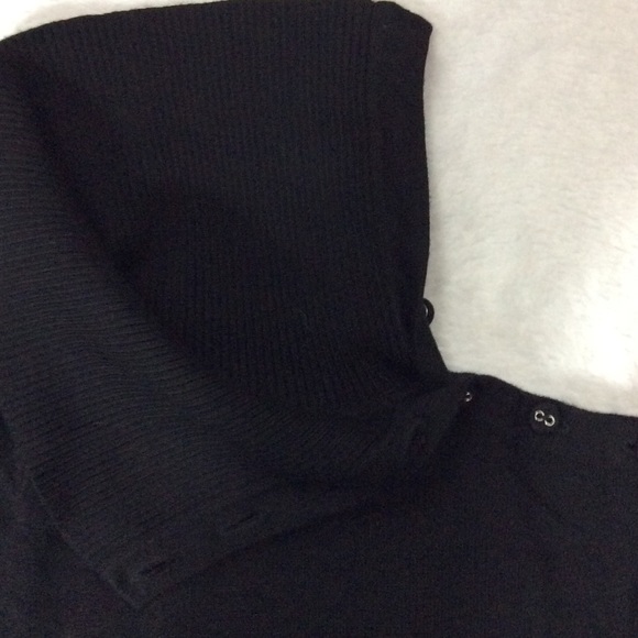 BLACK TURTLENECK SWEATER - Picture 2 of 9
